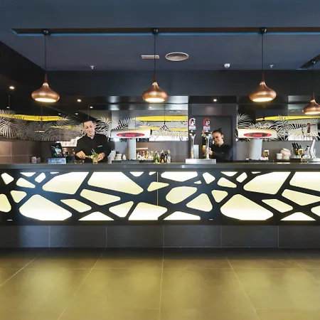 Riu Bravo 4* 플라야 데 팔마